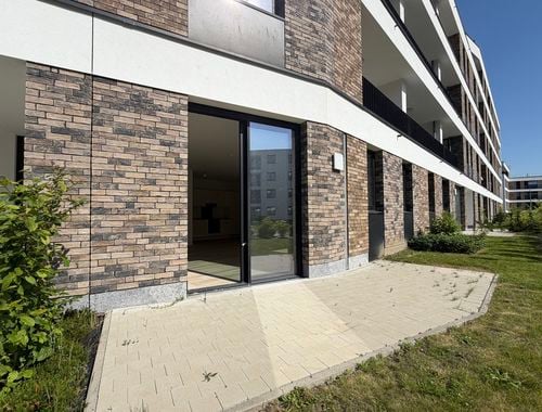                                         Gelijkvloers app. te koop in Jambes, € 321.000
