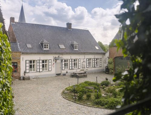                                         Woning te koop in Zegelsem, € 1.139.000
