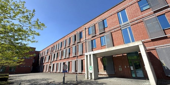 Bedrijfsvastgoed te huur in Ruiterijschool 1 bus v1a, 2930 Brasschaat