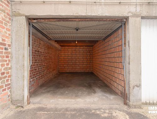                                         Garage à vendre à De Panne, € 29.500
