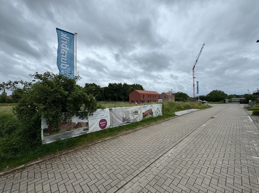 Terrain à vendre
                    à 3360 Opvelp