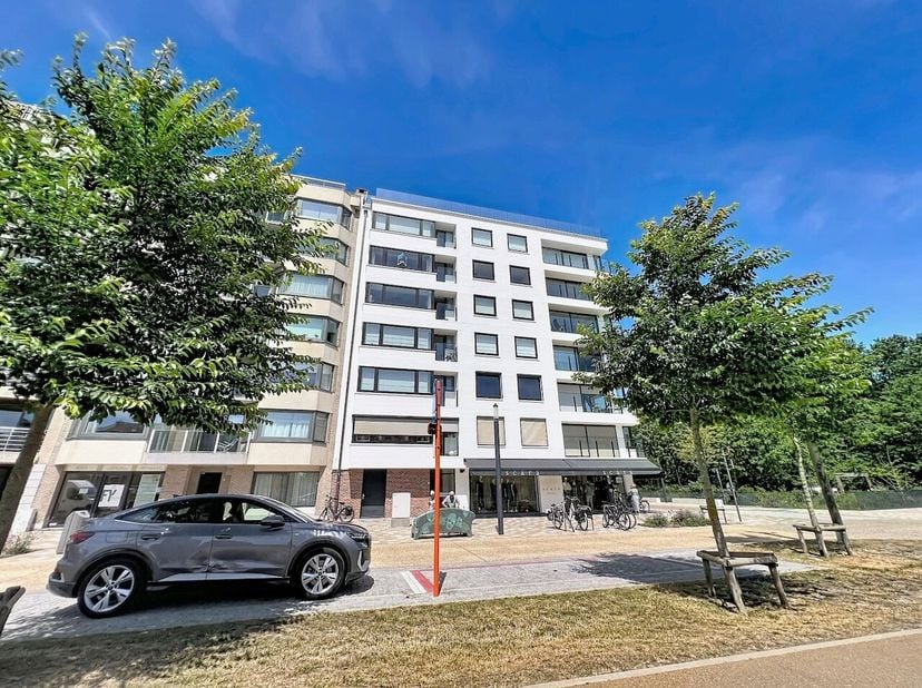 Appartement à vendre
                    à 8301 Heist-aan-Zee