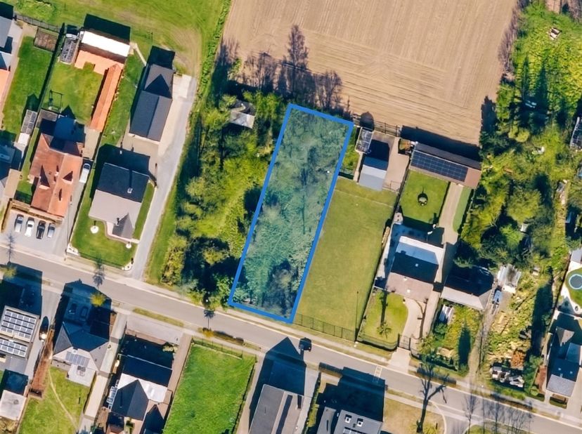 terrain constructible de 1000m²