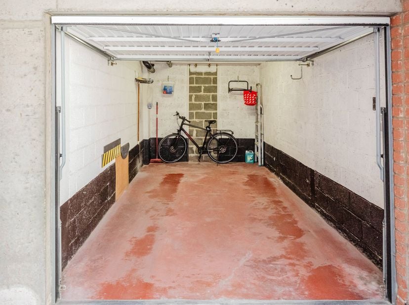 Situation<br />
Situé dans la Guldenspoorstraat, près du parc Koning Albert à Gand. À quelques minutes à pied du centre-ville, il bénéficie d'un accès