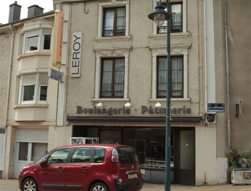                                         Usage mixte à vendre à Bouillon, € 160.000
