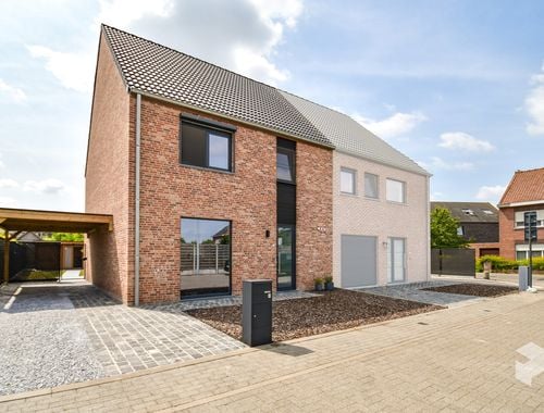                                         Woning te koop in Oedelem, € 528.000
