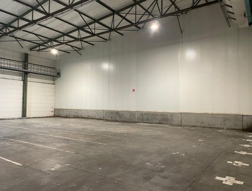                                         Entrepôt sans bureau à louer à Deinze, € 5.000
