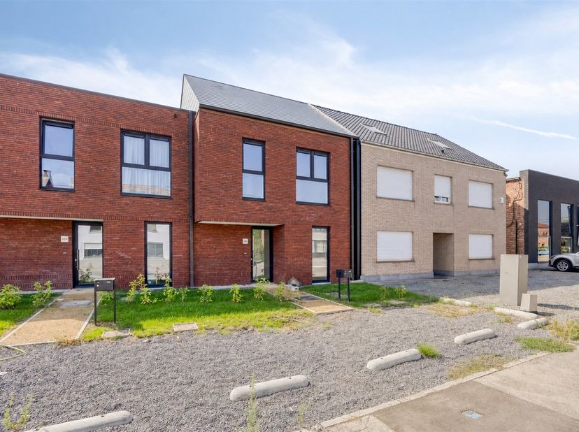 Exclusieve 4-slaapkamer nieuwbouwwoning aan 6% btw<br />
<br />
Op zoek naar een energiezuinige nieuwbouwwoning op een uitstekende locatie? Dan is d