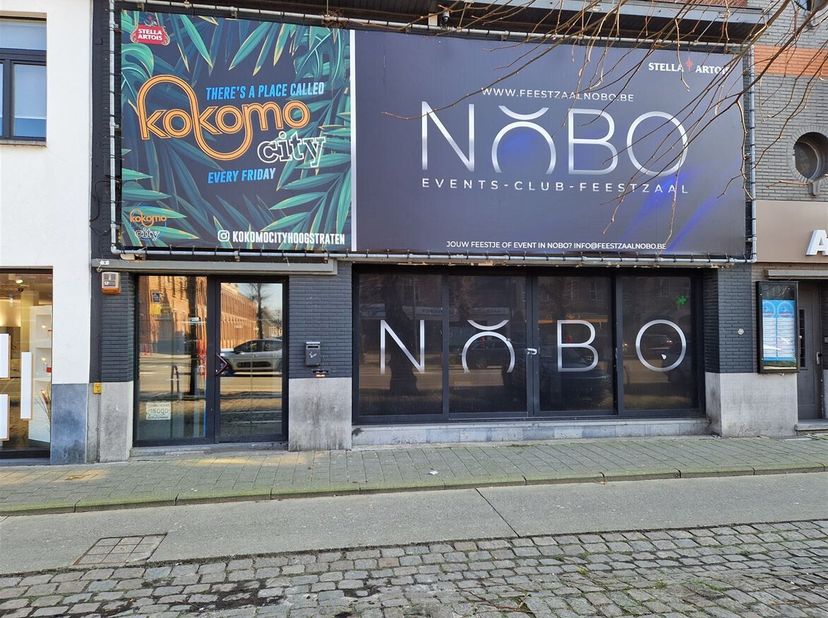 Bien professionnel à louer
                    à 2320 Hoogstraten