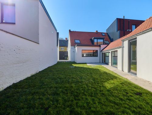                                         Maison à vendre à Sint-Denijs-Westrem, € 595.000
