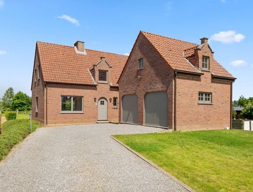                                         Villa à vendre à Meerbeek, € 695.000
