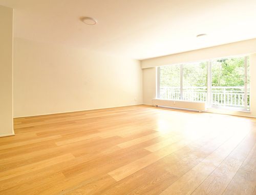                                         Appartement te huur in Elsene, € 1.800

