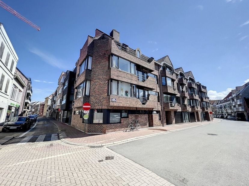 Garage à vendre
                    à 8301 Heist-aan-Zee
