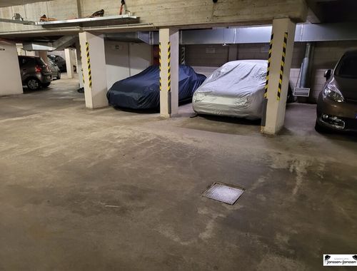                                         Place de stationnement à vendre à Brasschaat, € 19.000
