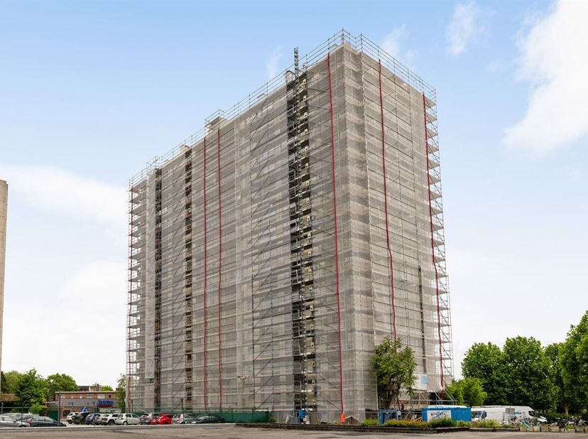 Appartement spacieux avec 3 chambres à coucher<br />
 Situation : Découvrez cet appartement au 6ème étage de Wapenstilstandlaan. Avec le Singel, la ga