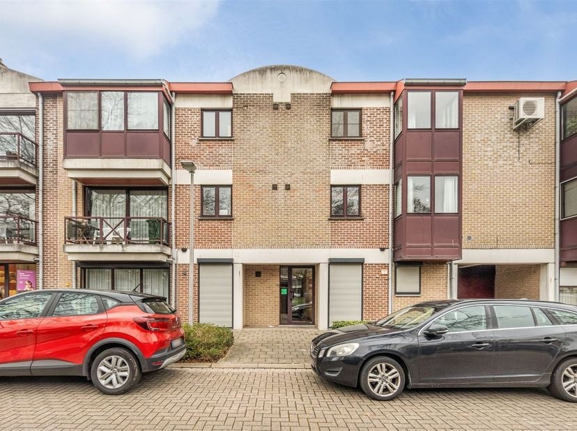 Rustig &amp; centraal gelegen appartement met 1 slaapkamer aan het Heilig Hartplein <br />
<br />
Ligging: Het appartement is gelegen aan HeiligHartplei