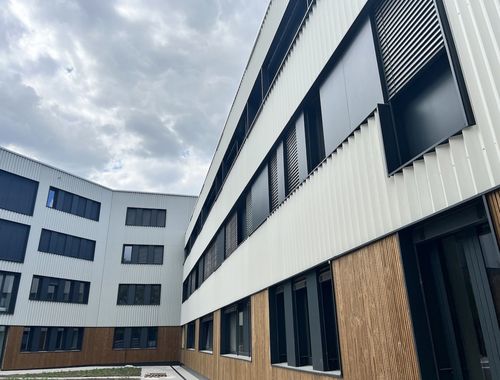                                         Bureaux à louer à Zwijnaarde, € 2.583
