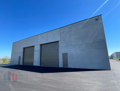                                         Bâtiment d’entreprise à vendre à Aartrijke, € 374.755
