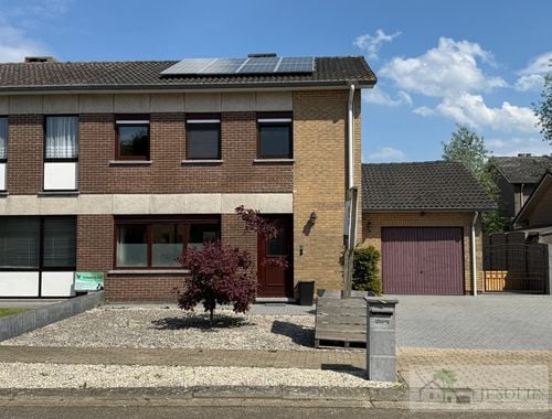                                         Woning te koop in Oostham, € 279.000
