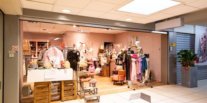 Bien professionnel à vendre à Kern 1, 2610 Wilrijk
