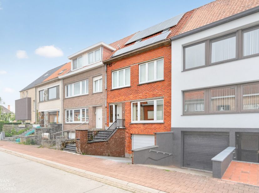 Huis te koop in Kievitstraat 25,
                    8400 Oostende