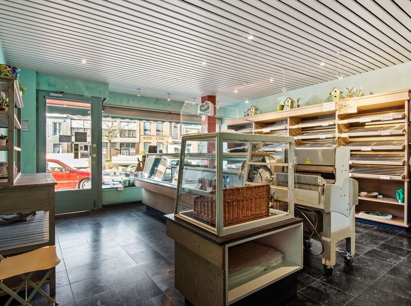 Bedrijfsvastgoed te koop in Koningsplein 32,
                    2500 Koningshooikt