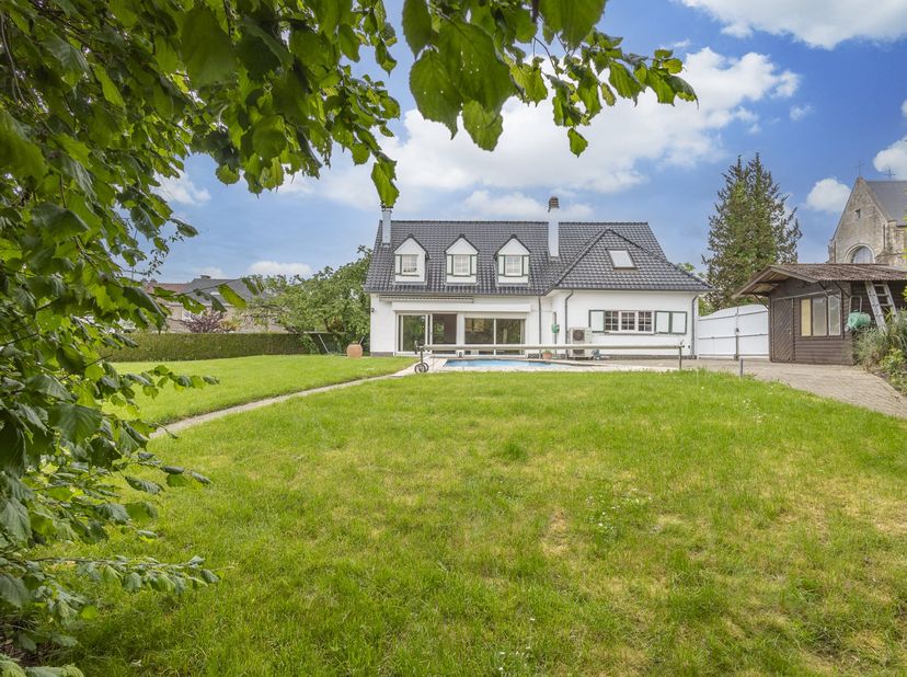 Huis te koop in Sint-Ulriksstraat 39,
                    1700 Dilbeek