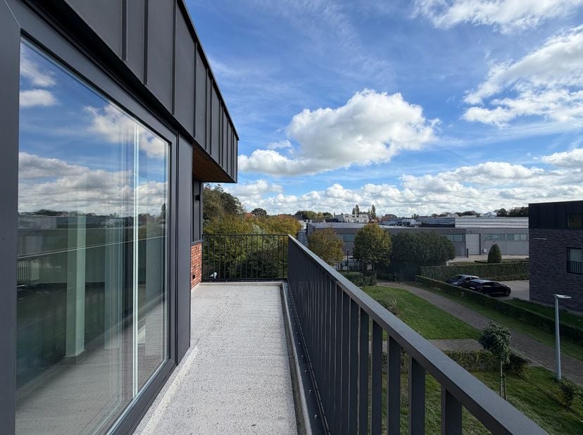 Appartement te huur in Robrecht De Friesplein 12 - B bus 201,
                    8770 Ingelmunster