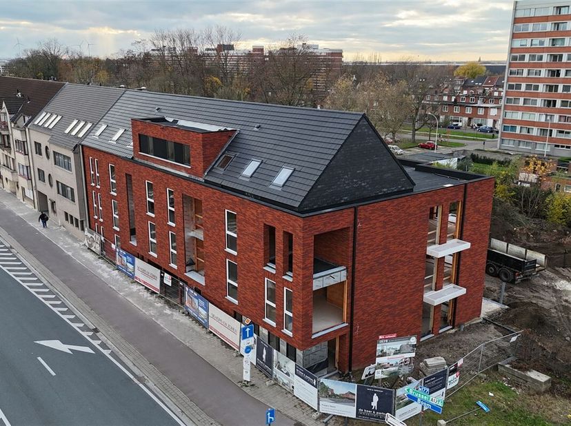 Résidence "REMI" nouvellement construite avec 18 appartements BEN dans un excellent emplacement.<br />
Les meilleures chaînes de supermarchés, l'hôpit