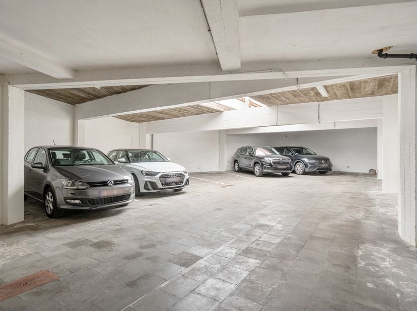 Garage te huur in Van 't Sestichstraat 20,
                    3000 Leuven