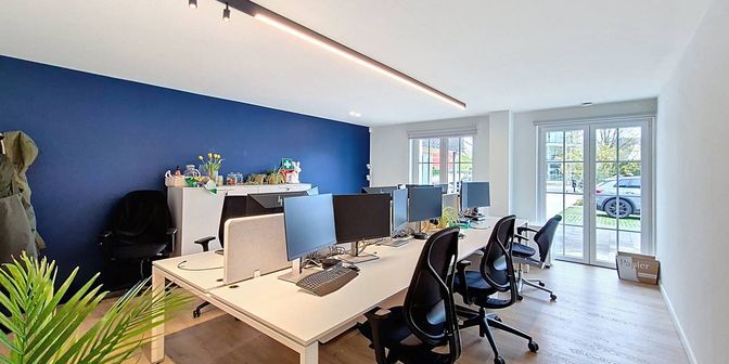 Bedrijfsvastgoed te huur in Brusselsesteenweg 107, 9090 Melle