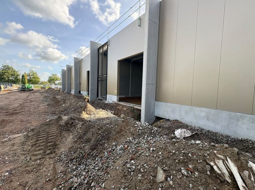 Bedrijfsvastgoed te koop in Leeweg 22,
                    9270 Laarne