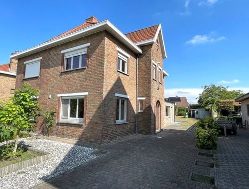                                         Woning te koop in Sint-Kruis, € 339.000
