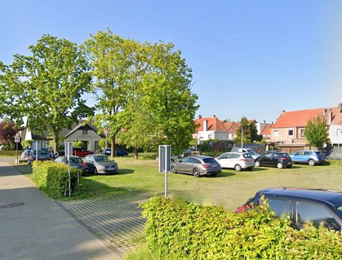                                         Place de stationnement à louer à Eeklo, € 40
