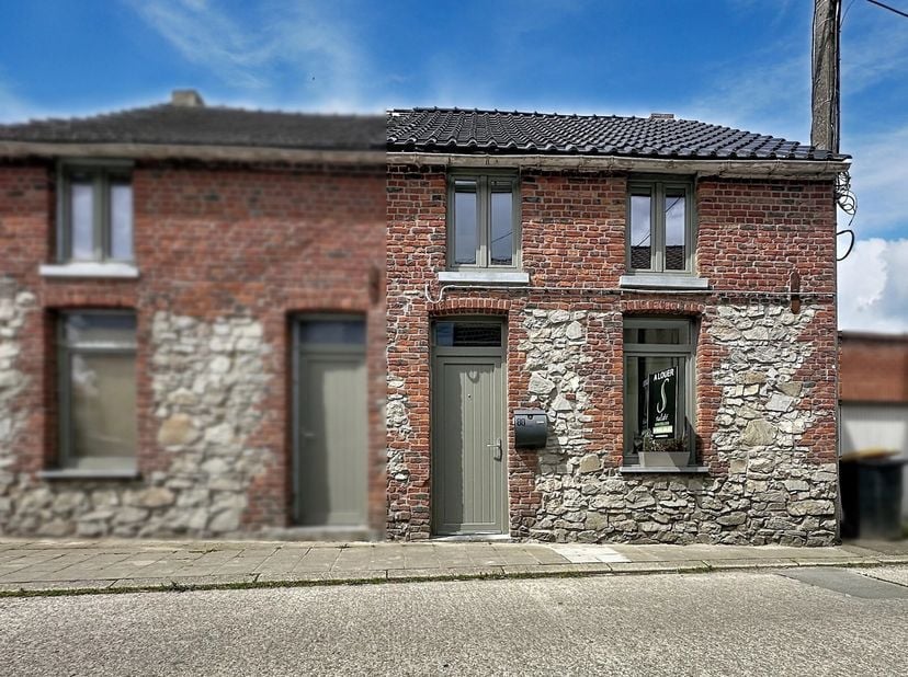 Huis te huur in RUE DES TRIEUX 80,
                    7120 Estinnes-au-Mont