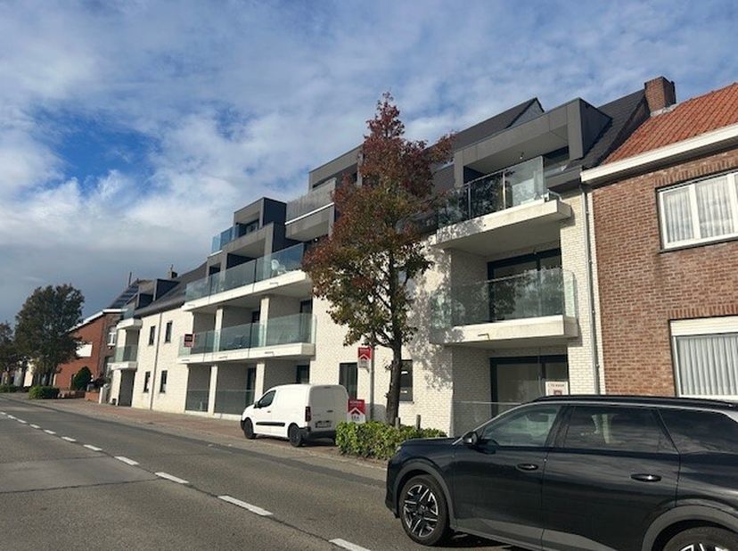 en je op zoek naar een mooi kwalitatief appartement met een mooi zuid-gericht terras? Energiezuinig, voldoet aan de kwaliteitsnormen. Comfortabel wone