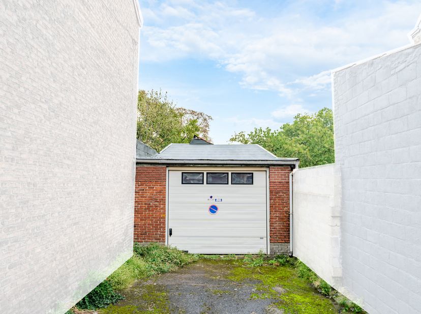 Garage te koop
                    in 4040 Herstal