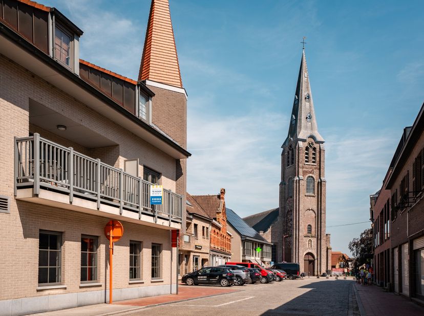 Appartement te koop in Kloosterstraat 2 - A bus 102,
                    8755 Ruiselede