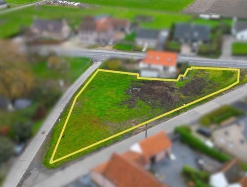                                         Bouwgrond te koop in Kruishoutem, € 350.000
