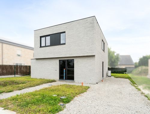                                         Woning te koop in Kortemark, € 435.000

