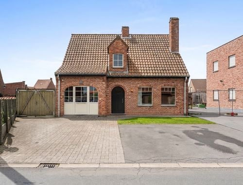                                         Woning te koop in Ingelmunster, € 383.000
