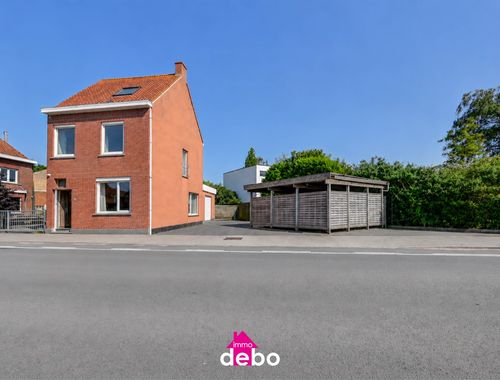                                         Maison à vendre à Sint-Eloois-Winkel, € 289.000
