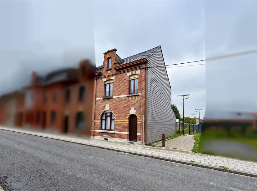 Huis te koop in Rue de Crèvecoeur 12,
                    7640 Antoing