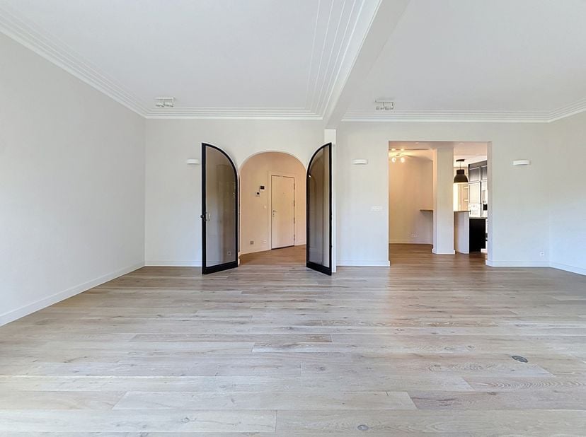 Appartement te huur in ,
                    1050 Elsene
