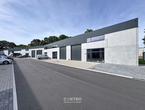                                         Entrepôt à louer à Aalter, € 1.150
