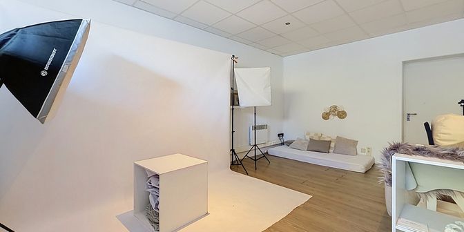 Bedrijfsvastgoed te koop in Marktstraat 2 bus A, 8510 Marke