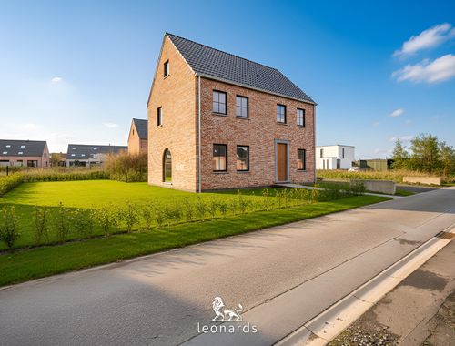                                         Woning te koop in Anzegem, € 425.000
