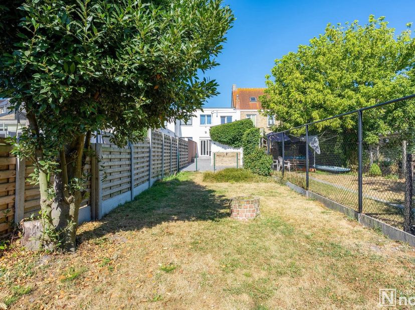 Huis te koop in Emiel Coppietersstraat 22,
                    8620 Nieuwpoort