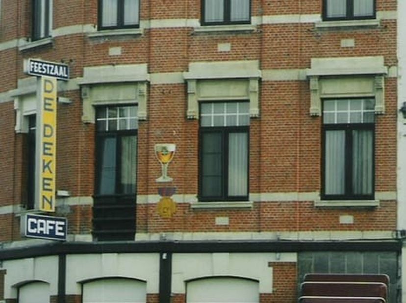 Bien professionnel à vendre
                    à 2170 Merksem