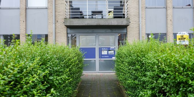 Bedrijfsvastgoed te koop in Stationstraat 1, 8700 Tielt